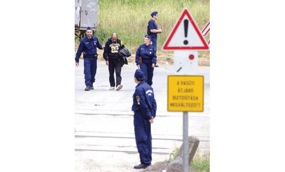 Migrant chaos unacceptable: UK