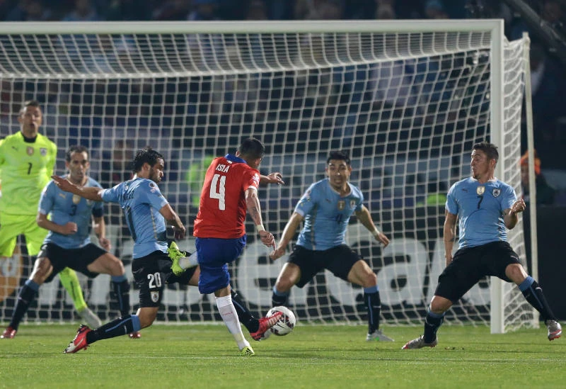 Uruguay furious as host Chile enters Copa semis