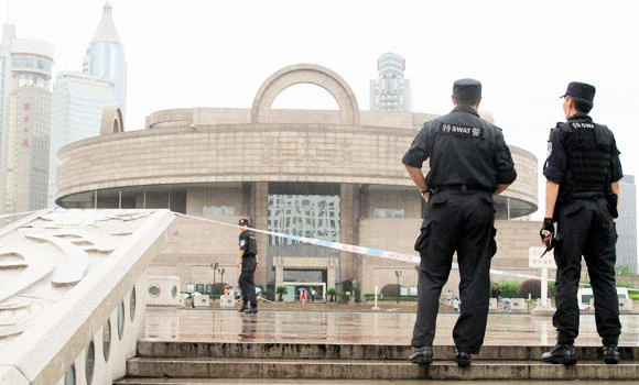 Xinjiang Uighur official probed for graft: China