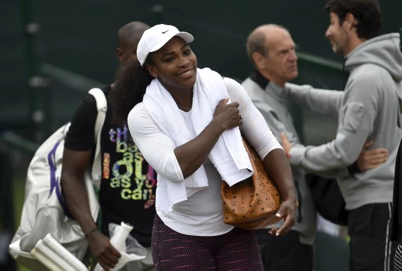 Plaudits pour in for calendar girl Serena