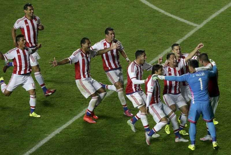 Paraguay shocker for Brazil to reach Copa semis