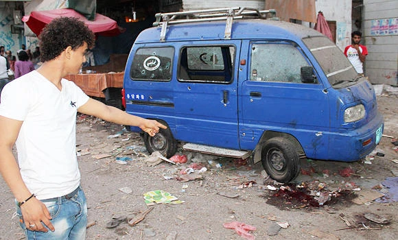 Houthi blitz kills 31
