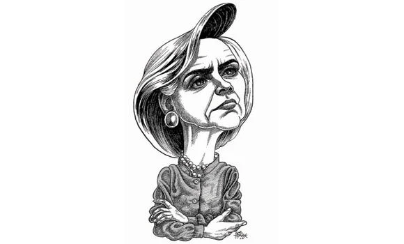 E-mails show top officials aware of Hillary Clinton’s private address