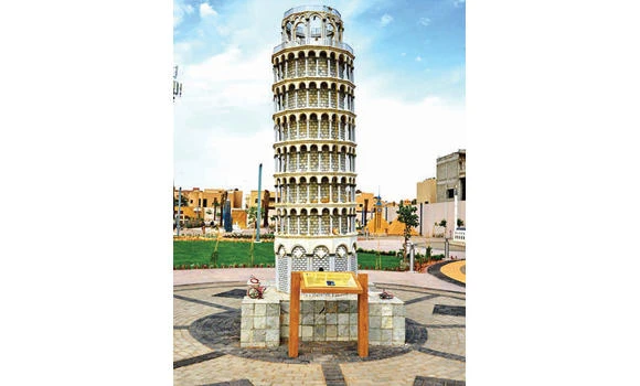 Riyadh governor opens entertainment projects