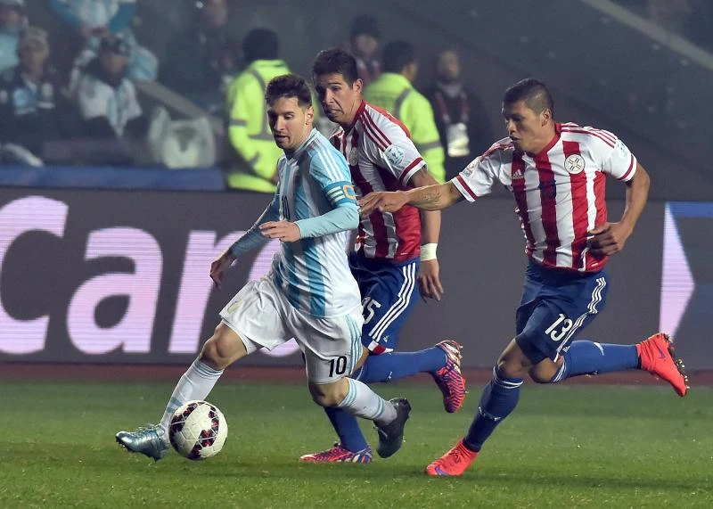 Messi sparkles as Argentina thrashes Paraguay