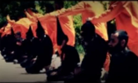 Syrian rebels execute Daesh captives in tit-for-tat move