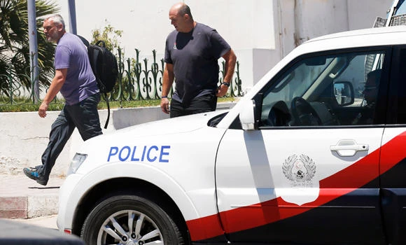 Tunisia hunts for suspects trained in Libya