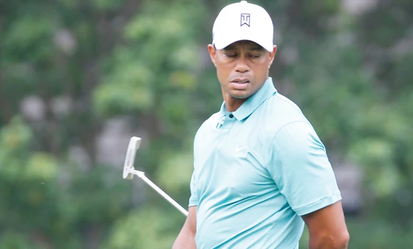 Woods rebounds with opening 66 at Greenbrier