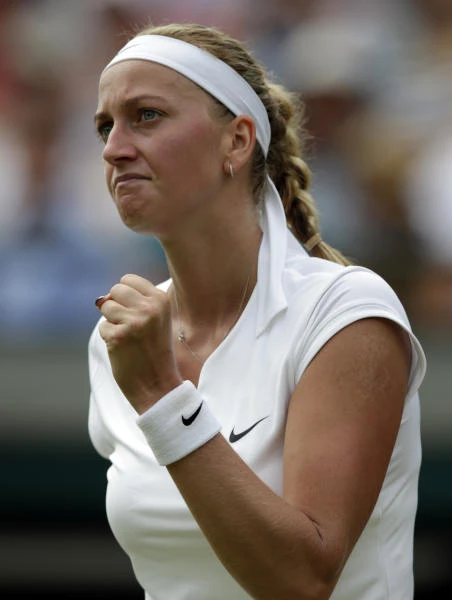 Big guns continue to boom at Wimbledon