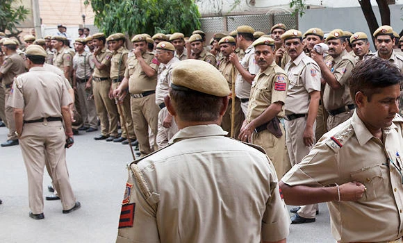 1,400 India schoolteachers resign in fake degree investigation