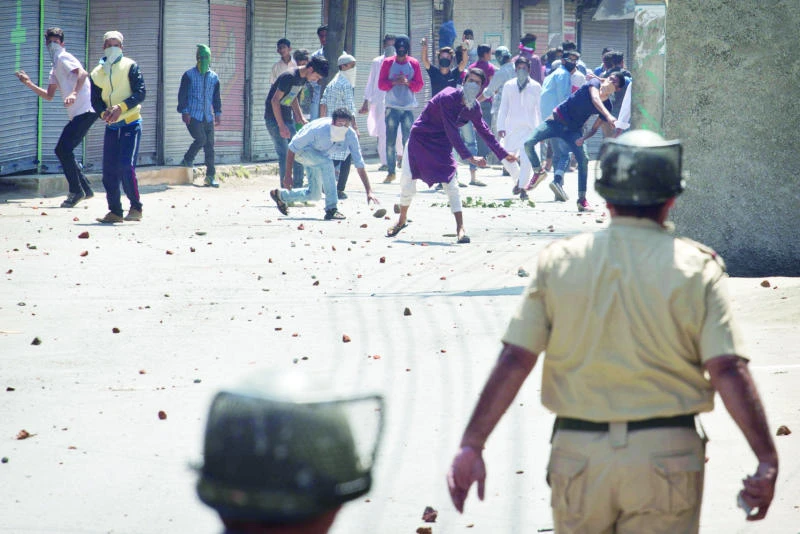 Soldiers kill suspected rebels in Indian Kashmir