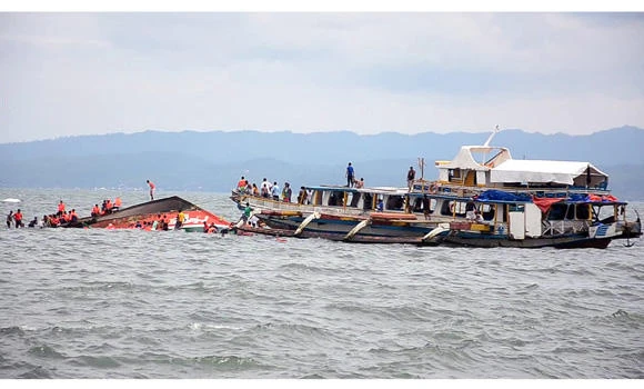 Murder complaints filed over capsized Philippine ferry