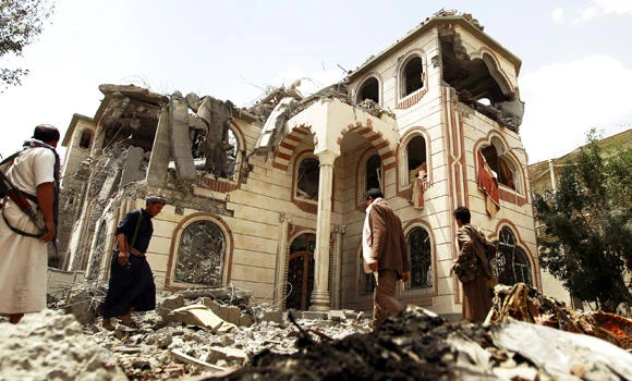 Warplanes bomb Saleh party’s HQ