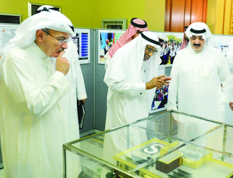 King Abdullah Foundation reviews progress of humanitarian projects