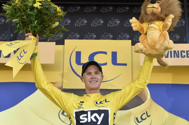 Froome grabs yellow in crash-marred Tour stage