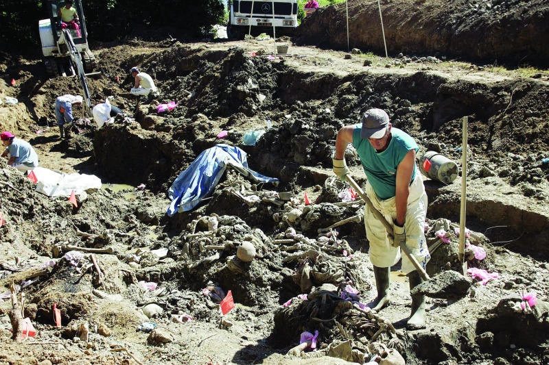 Serbia disputes UN draft on Bosnia massacre, says it was not genocide