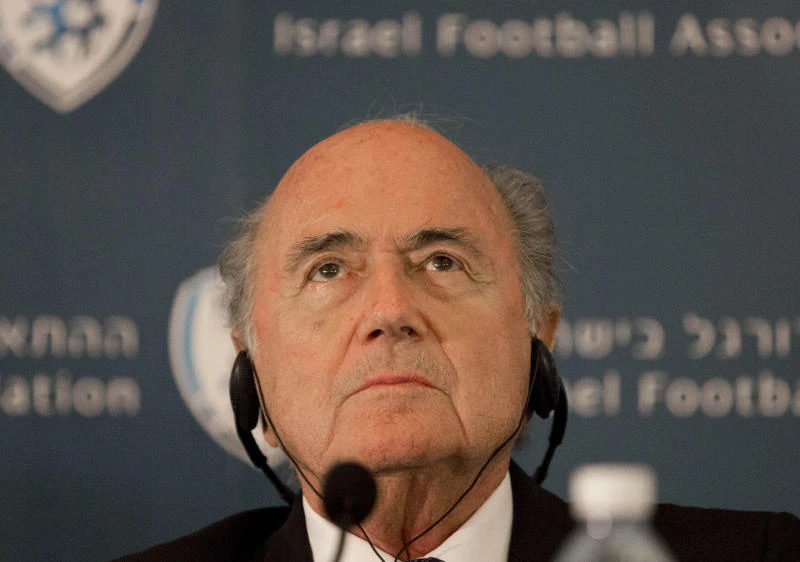 Blatter denies responsibility for members’ actions