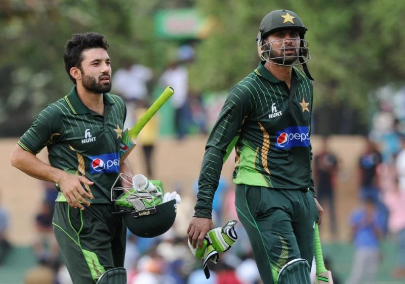 Hafeez all-round performance seals Pakistan win