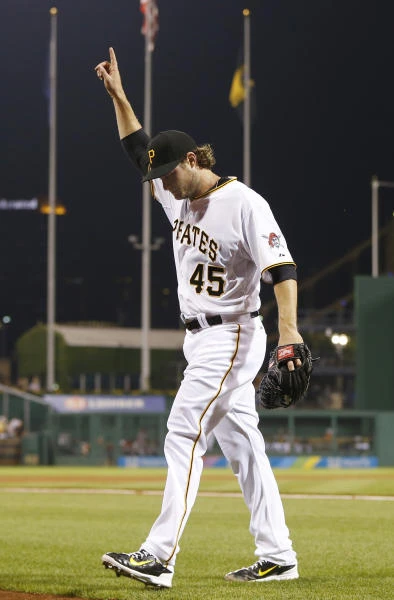Cole nails MLB-best 13th as Pirates beat Cardinals 5-2