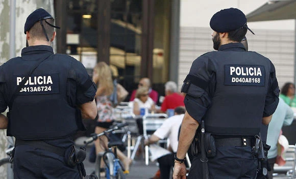 Spain retirement home blaze leaves eight dead