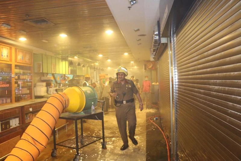 Civil Defense probes Makkah hotel fire