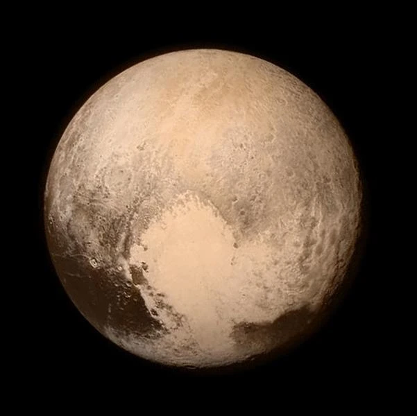US spacecraft whizzes by Pluto in historic flyby