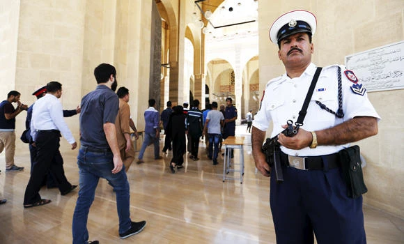Man blows himself up planting bomb in Bahrain: Ministry