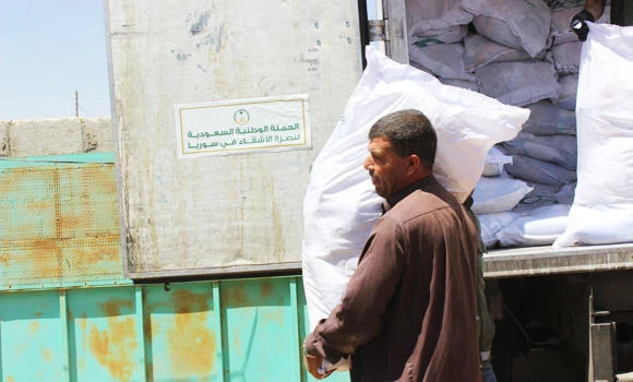 Ramadan campaign serves 11,000 iftar for Syrians