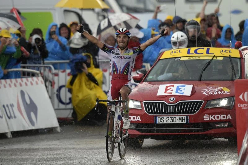 Froome in control as Rodriguez wins his second stage