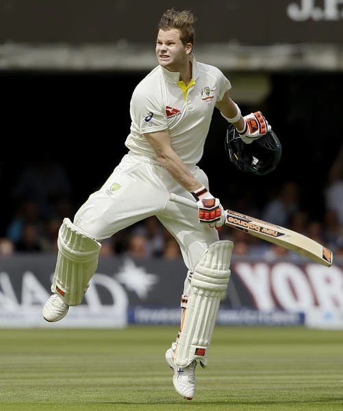 Johnson strikes as England slumps against Australia