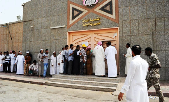 Yemenis urged to correct status before deadline
