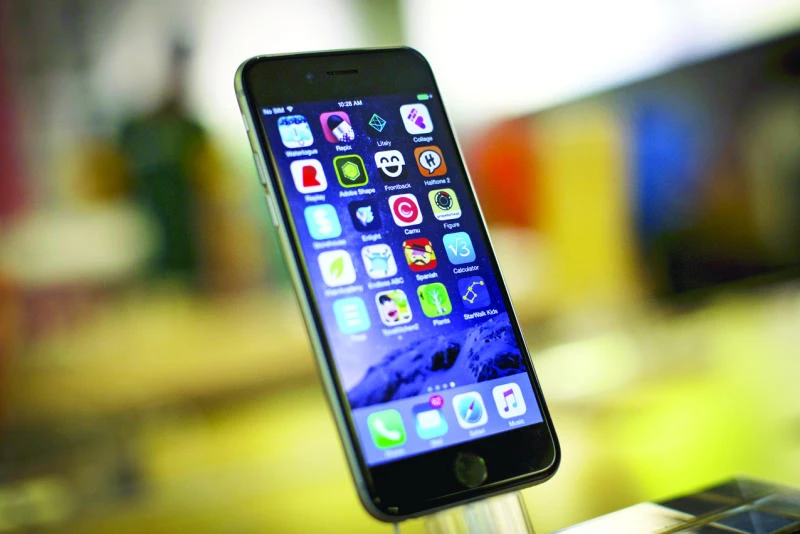 iPad sales still shrinking, as other segments grow