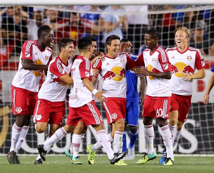 Davis scores twice as Red Bulls stuns Chelsea