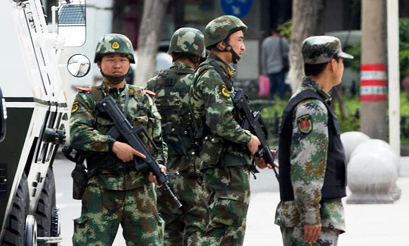 Man subdued after arson attempt on China flight