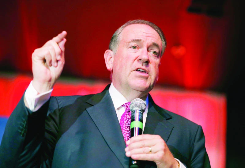 Candidate criticizes Iran deal as being similar to Holocaust