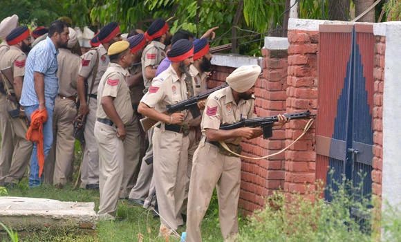 Indian police repels attack on Punjab station; 9 killed