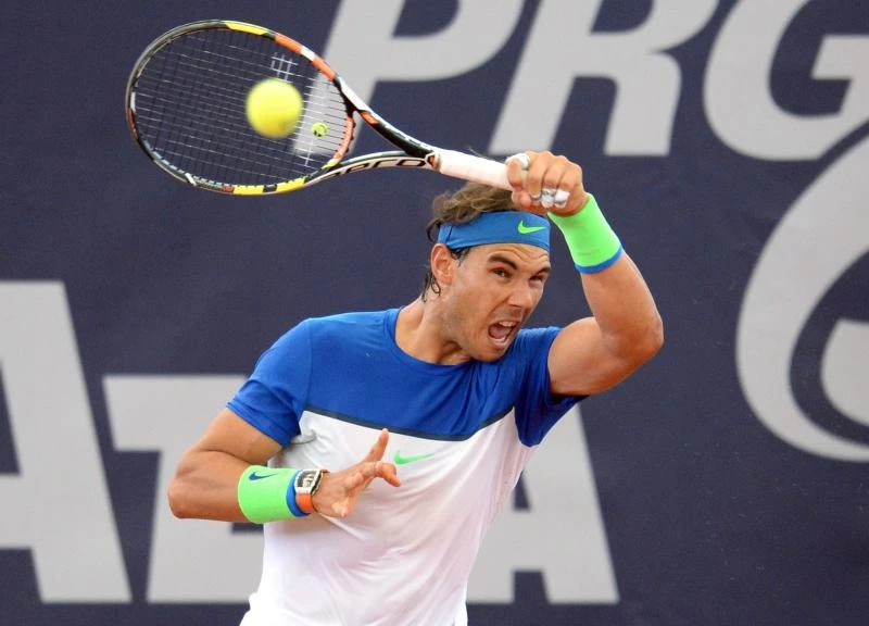 Nadal clears first hurdle in Hamburg tilt