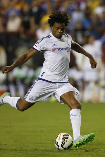 Chelsea beats Barcelona on penalties