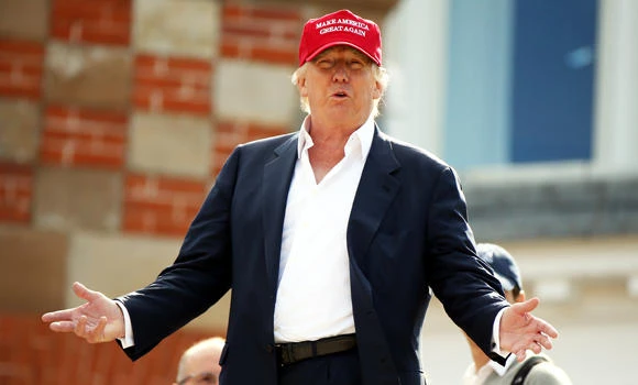 Trump leads Republicans, Democrats thump him: poll