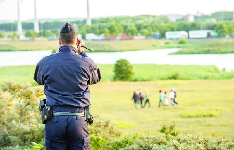 Migrant bids to reach UK sharply down overnight: French police
