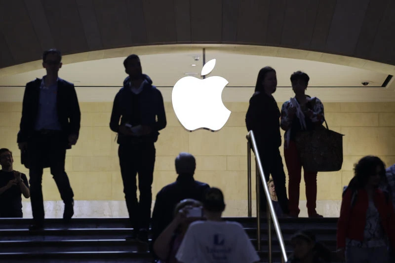 Apple, BMW in courtship with an eye on car collaboration