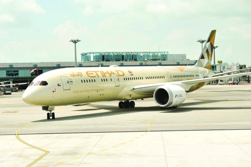 Etihad starts new Dreamliner services on Singapore route