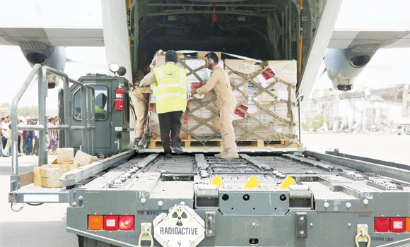 Yemen pro-government fighters receive new weapons