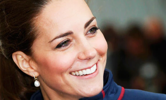 Kate qualifies as advanced scuba diver