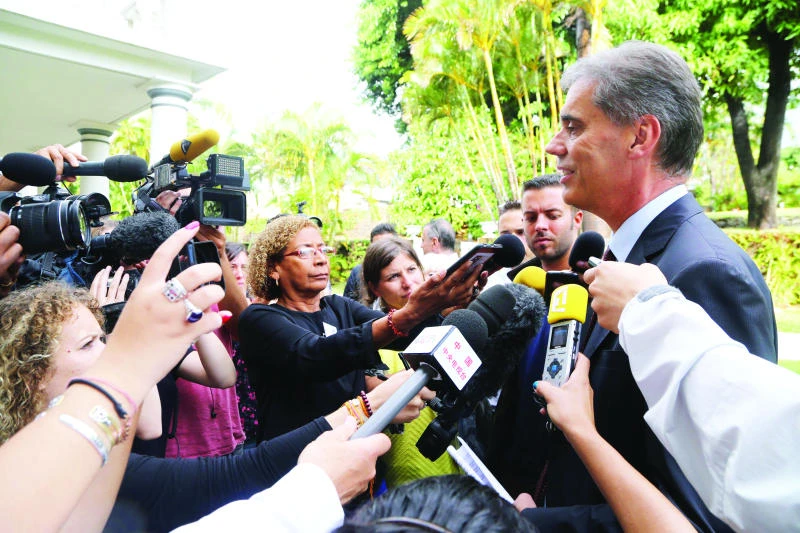 France expands search for more MH370 debris off Reunion island