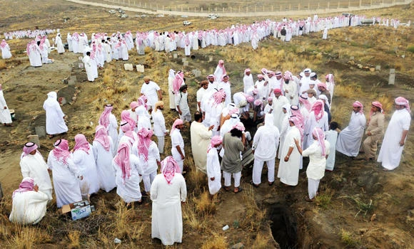 Massive turnout at funeral for martyrs