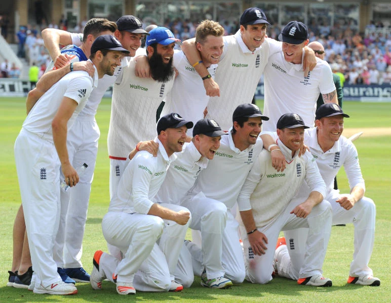 Ruthless England finishes off Australia, regains Ashes