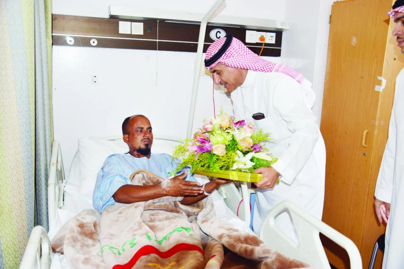 Deputy health minister visits the injured