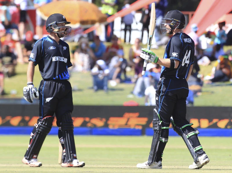Worker shines on debut as New Zealand outclasses Zimbabwe