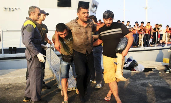 Canada to take 10,000 more refugees